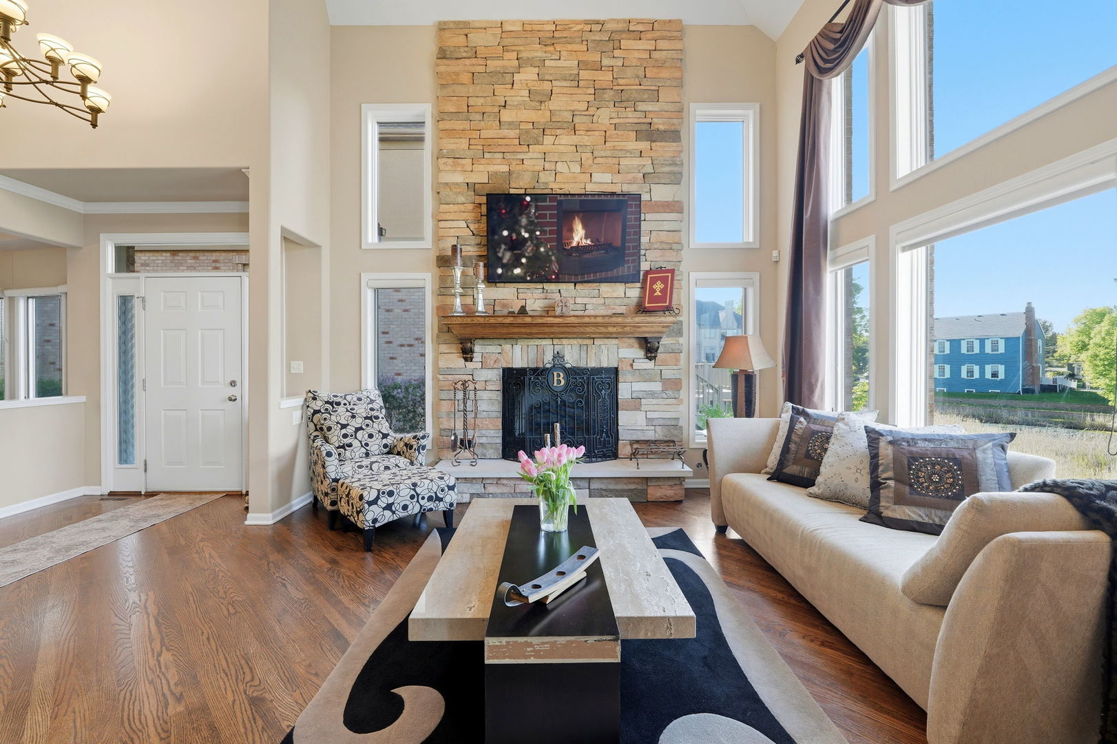 1406 W Rue Paris Place, Inverness, IL 60067