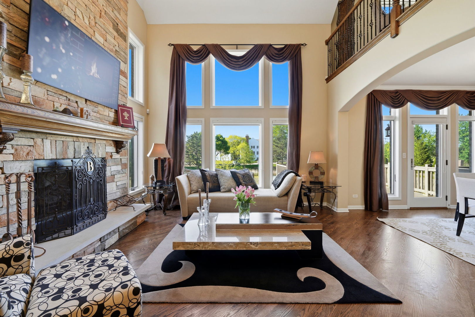 1406 W Rue Paris Place, Inverness, IL 60067
