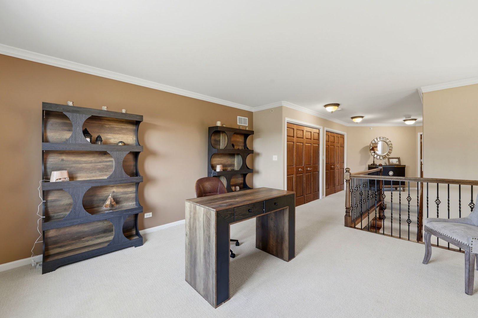 1406 W Rue Paris Place, Inverness, IL 60067