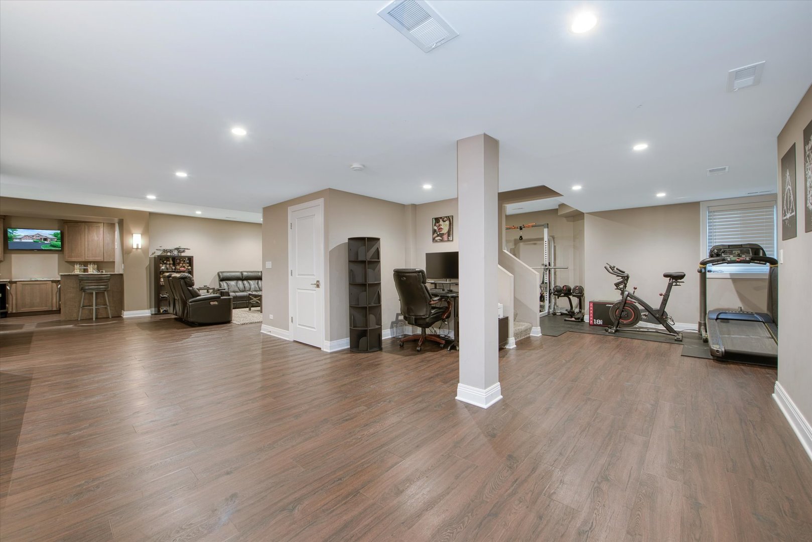 28616 W Park Drive, Barrington, IL 60010