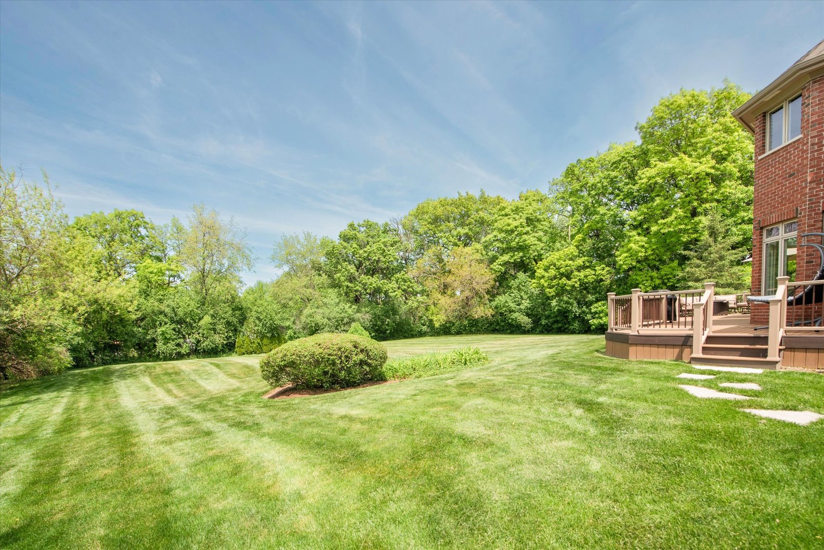 28616 W Park Drive, Barrington, IL 60010