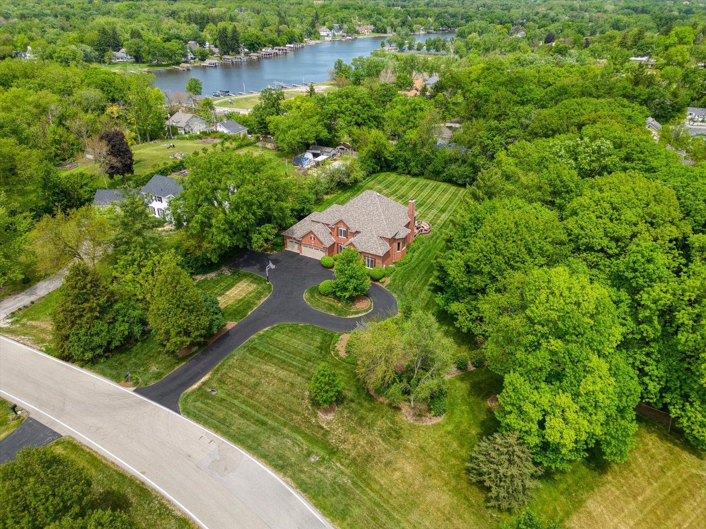 28616 W Park Drive, Barrington, IL 60010