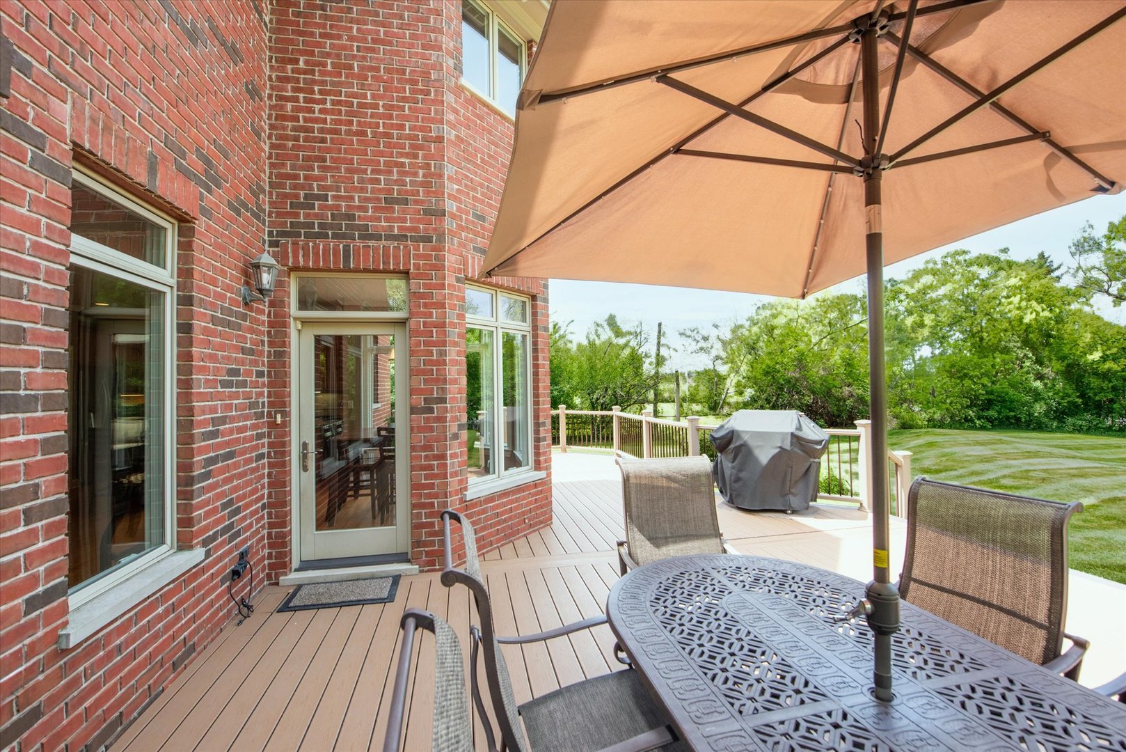 28616 W Park Drive, Barrington, IL 60010