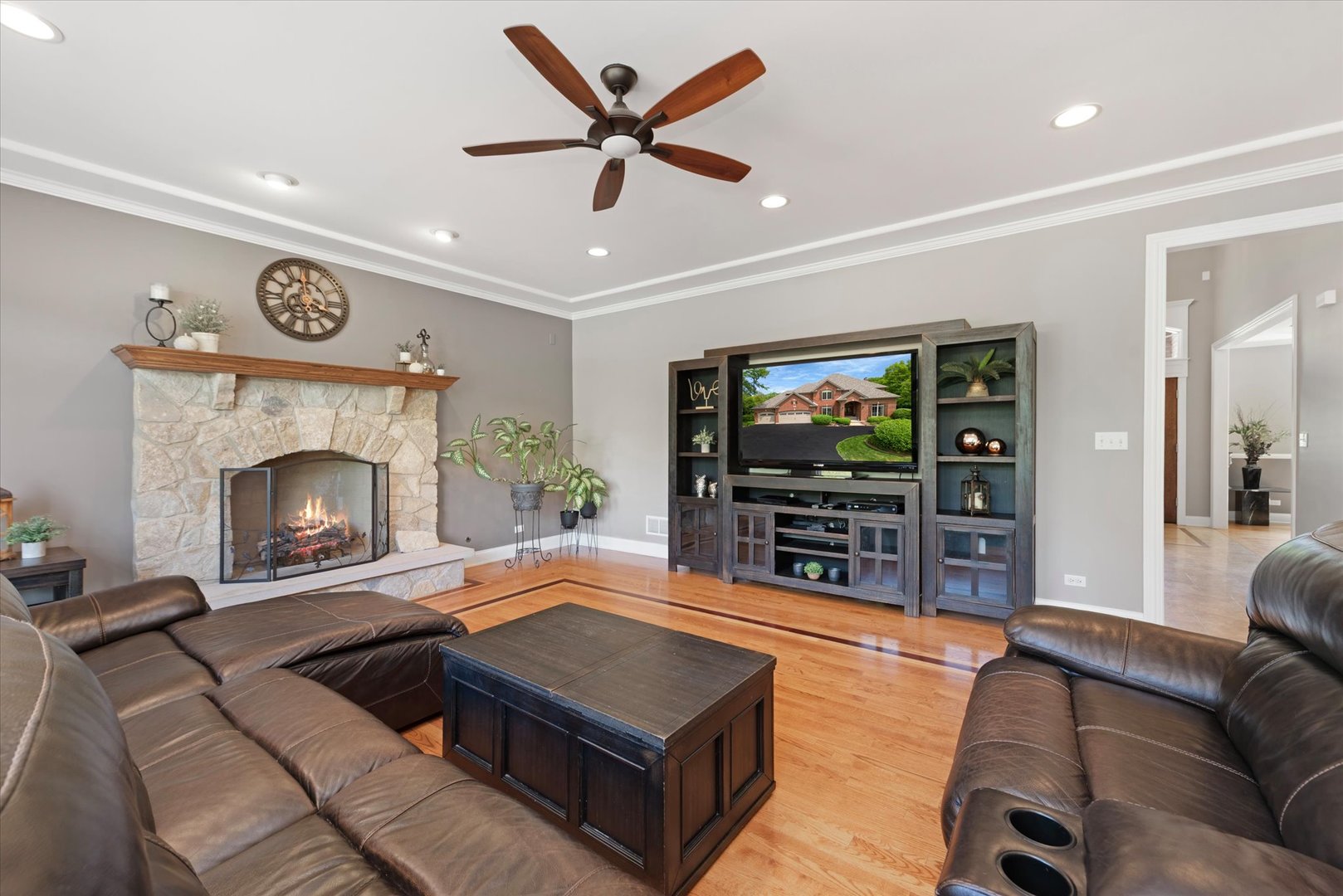 28616 W Park Drive, Barrington, IL 60010