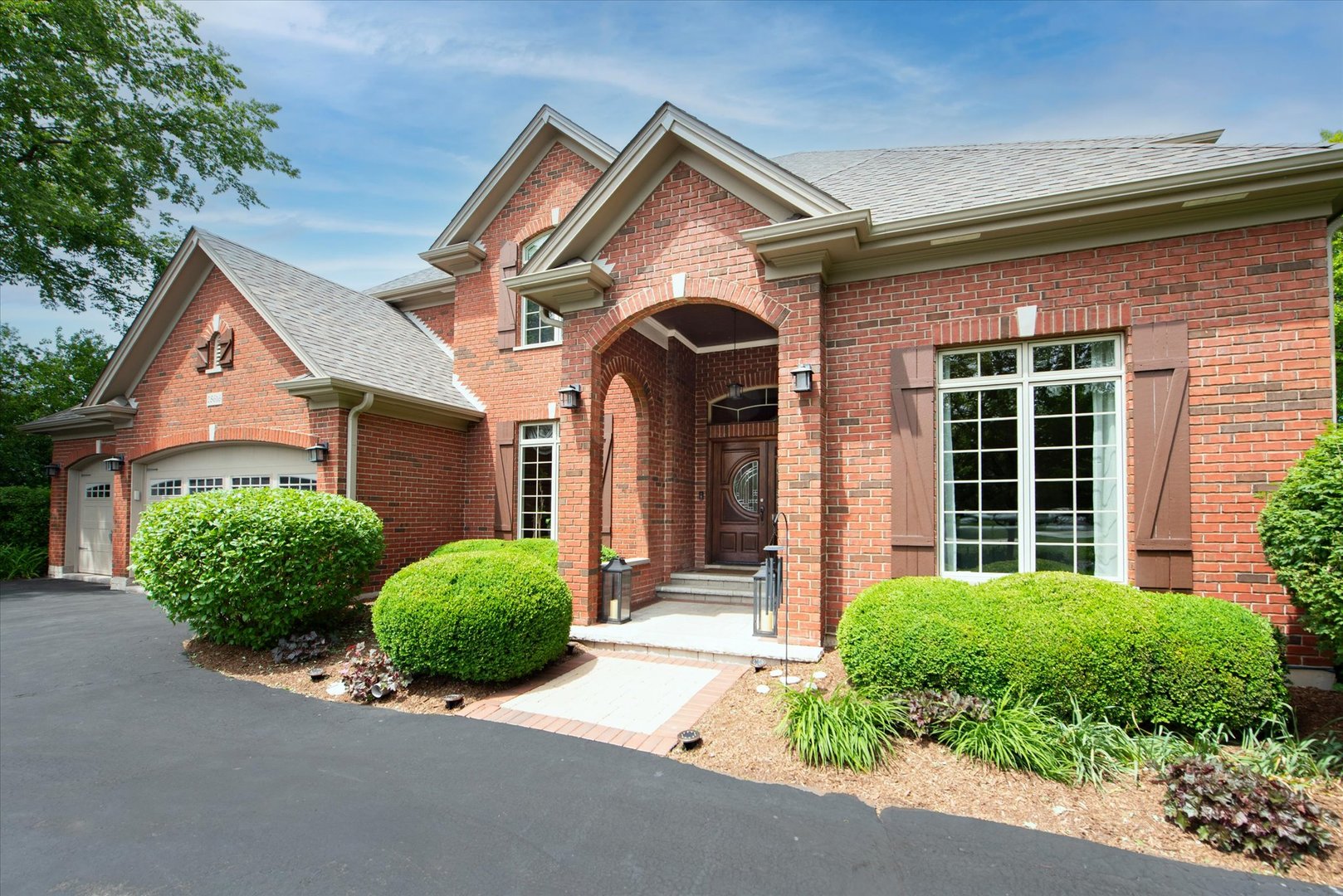 28616 W Park Drive, Barrington, IL 60010