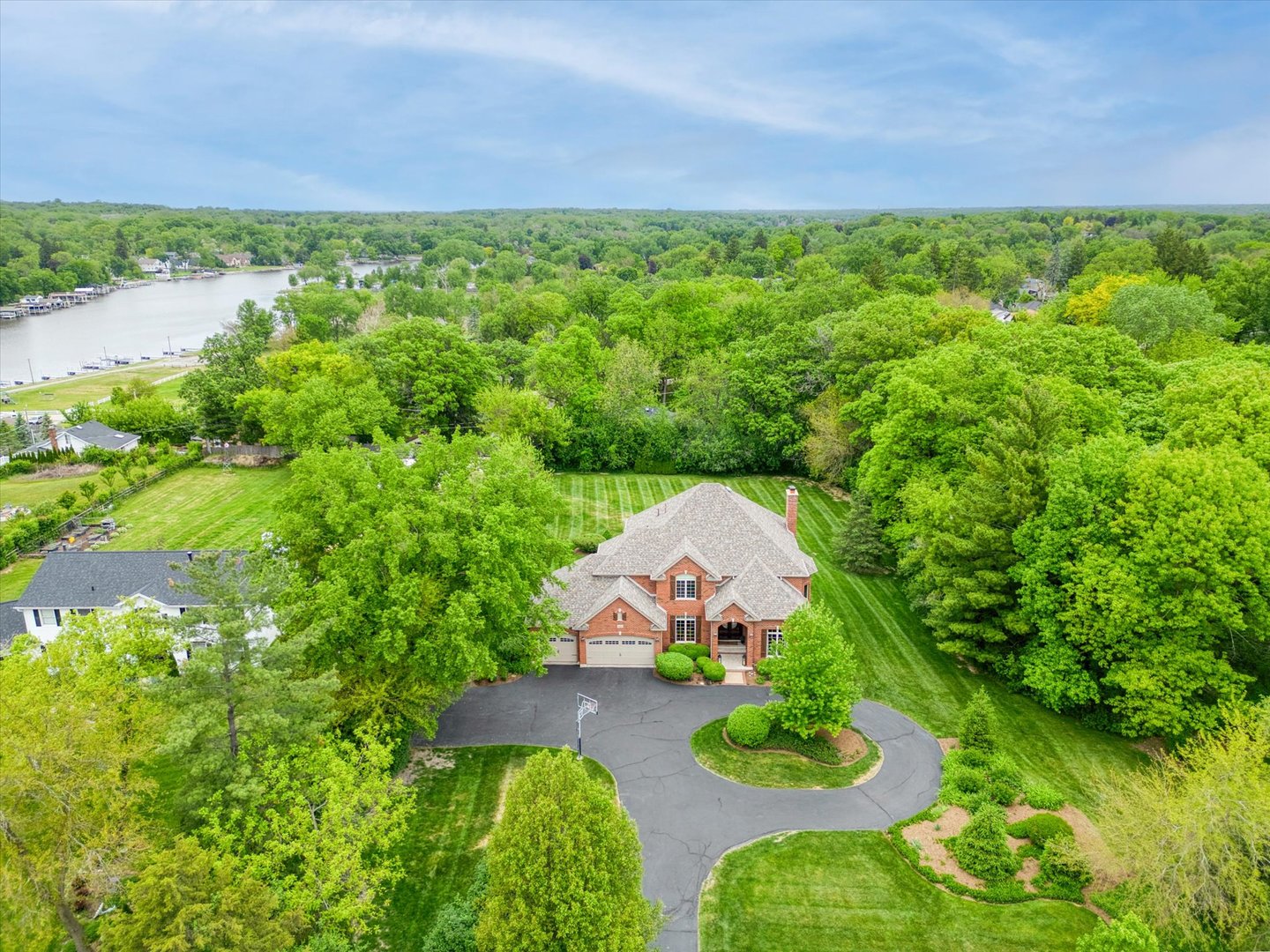 28616 W Park Drive, Barrington, IL 60010