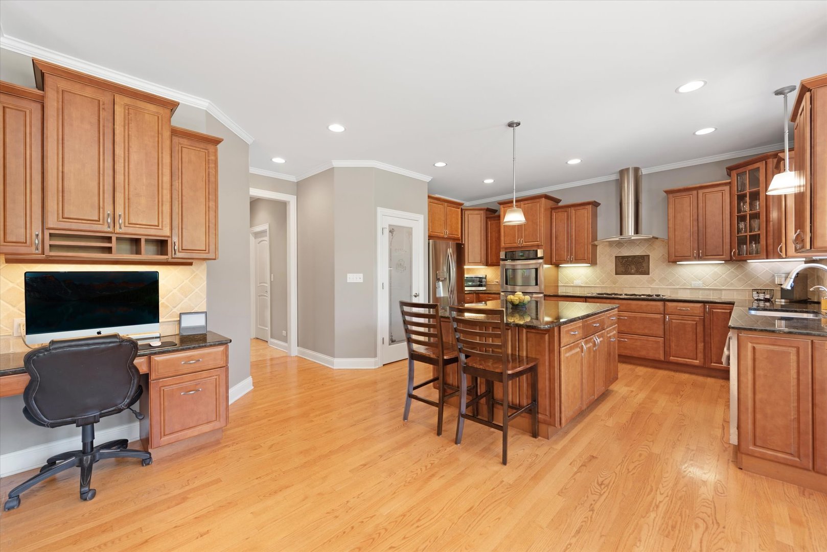 28616 W Park Drive, Barrington, IL 60010