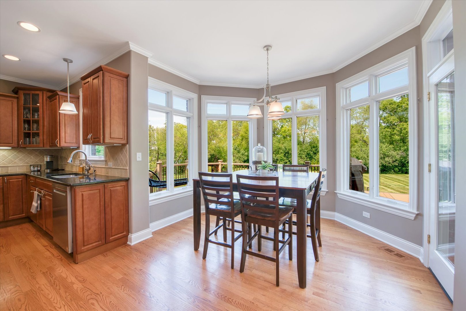 28616 W Park Drive, Barrington, IL 60010