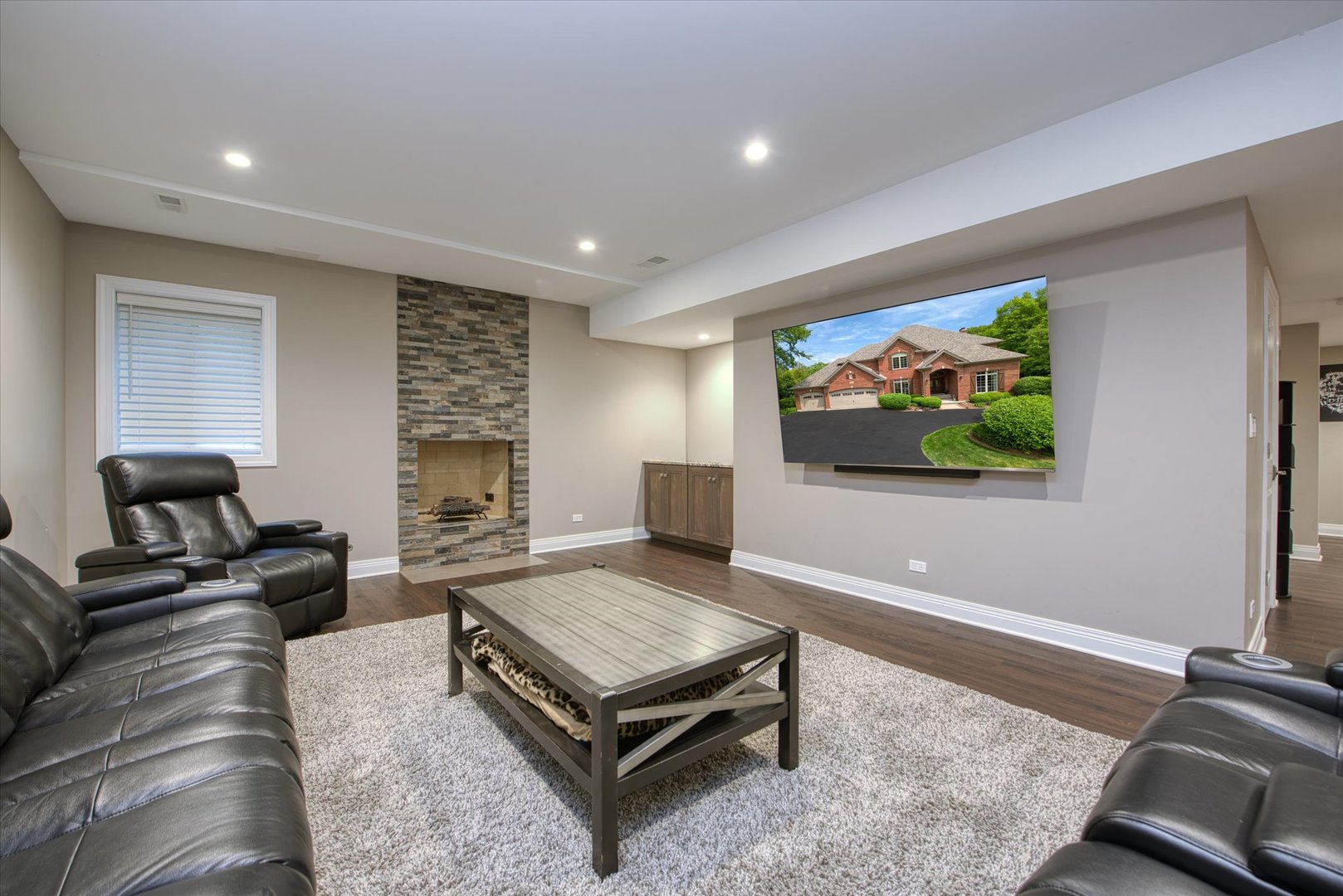 28616 W Park Drive, Barrington, IL 60010