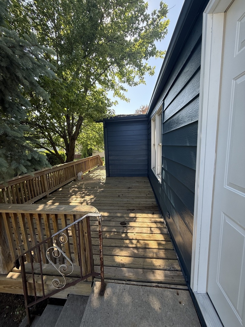 320 Pleasant Terrace, Matteson, IL 60443