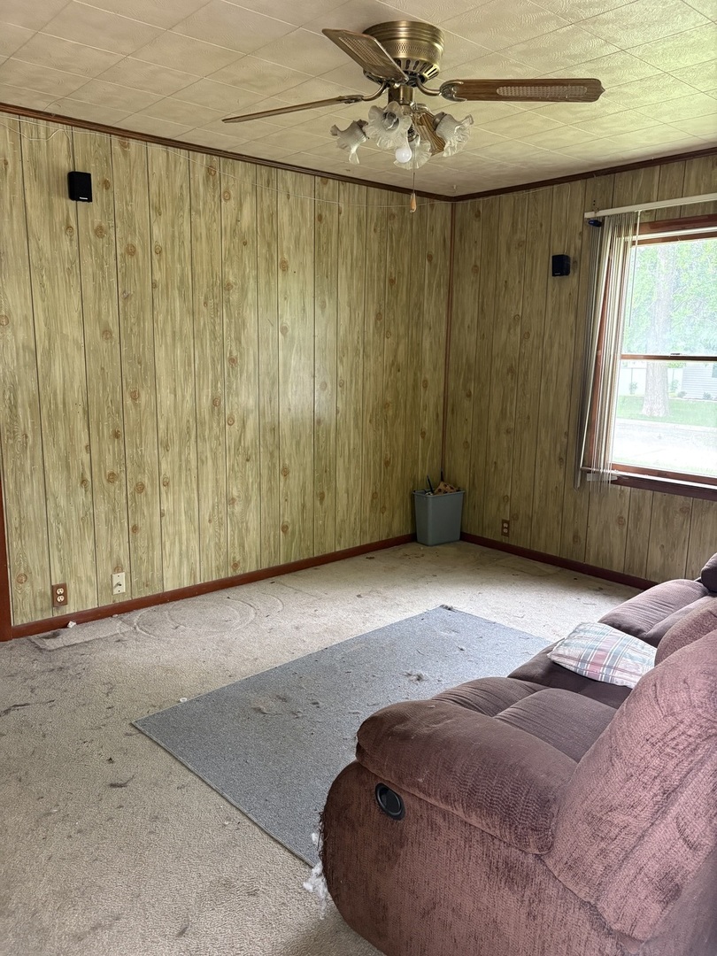 960 Cleary Avenue, Joliet, IL 60435