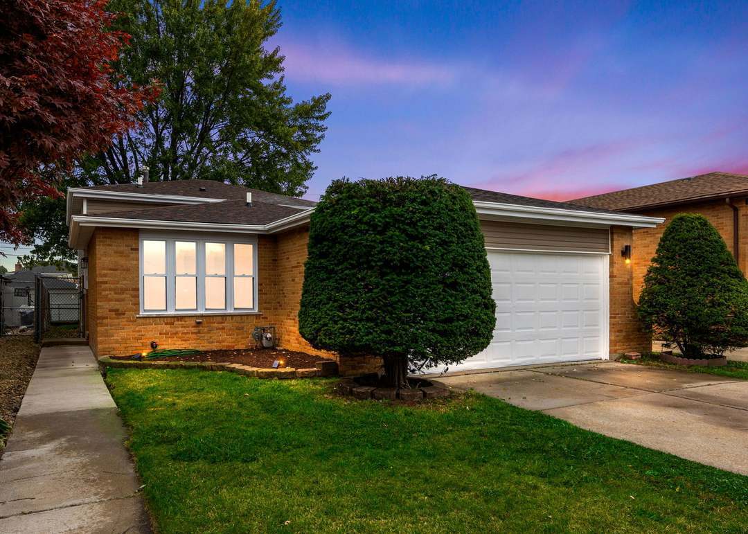 1119 Harding Avenue, Calumet City, IL 60409