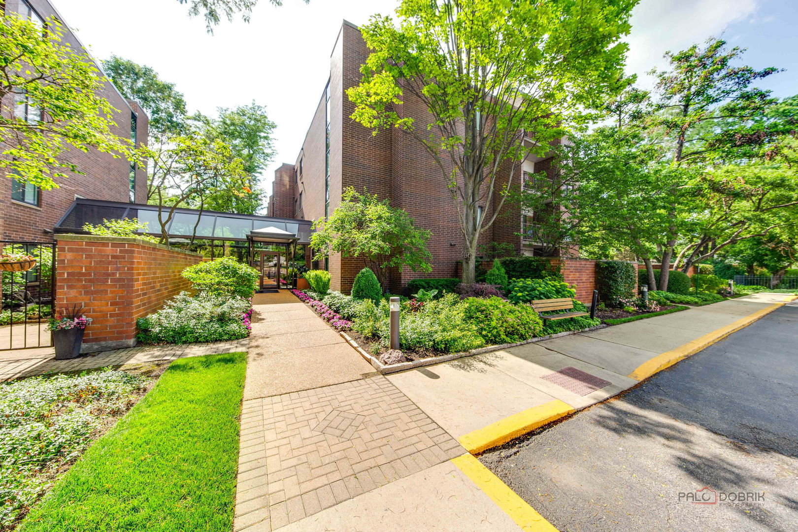 2200 Bouterse Street #407, Park Ridge, IL 60068