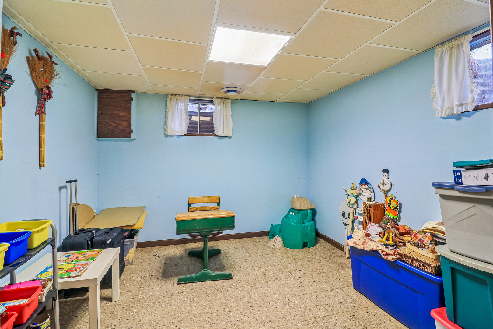 1512 Elm Avenue, Round Lake Beach, IL 60073