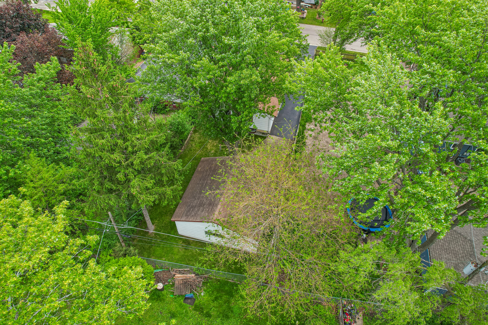 1512 Elm Avenue, Round Lake Beach, IL 60073