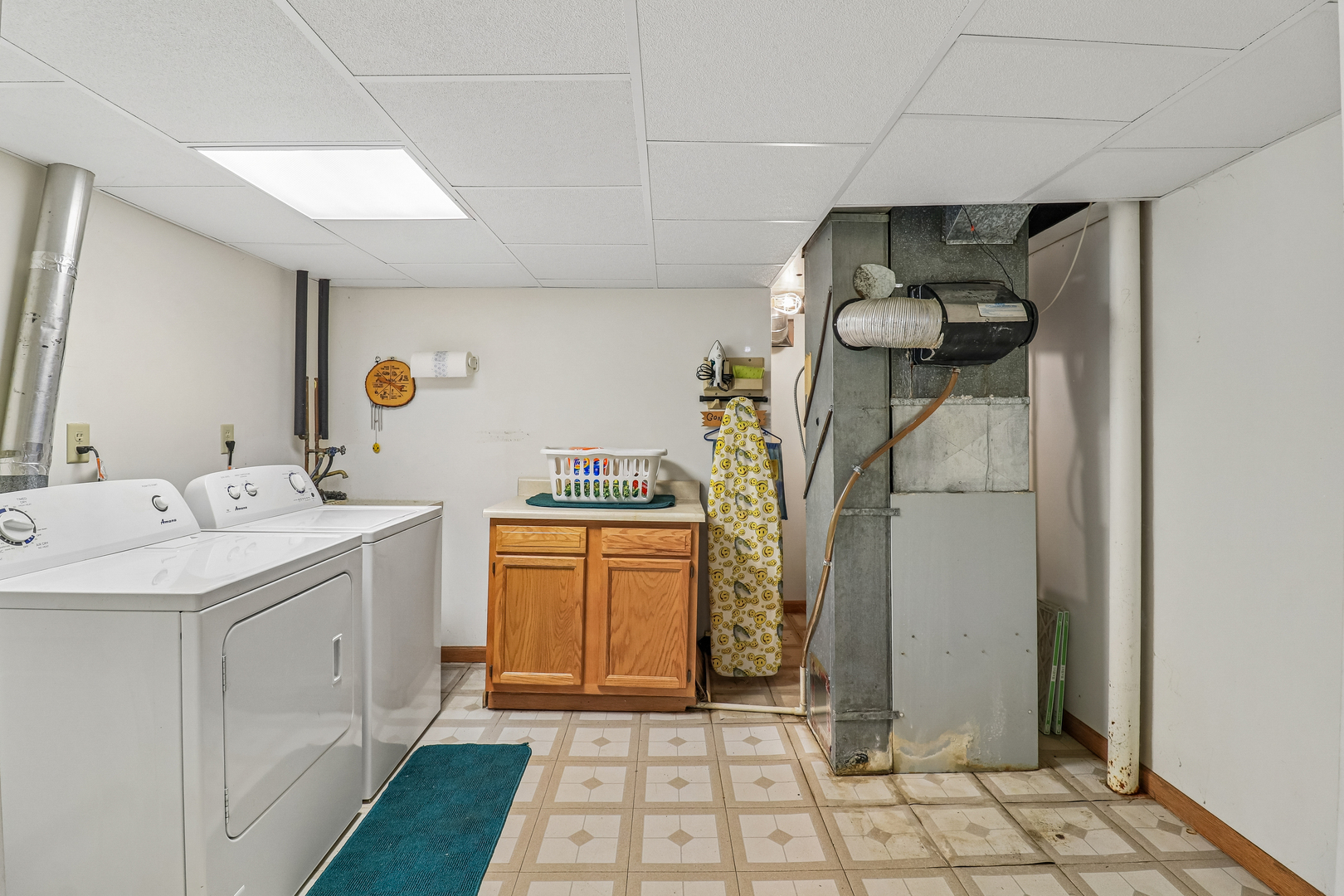 1512 Elm Avenue, Round Lake Beach, IL 60073