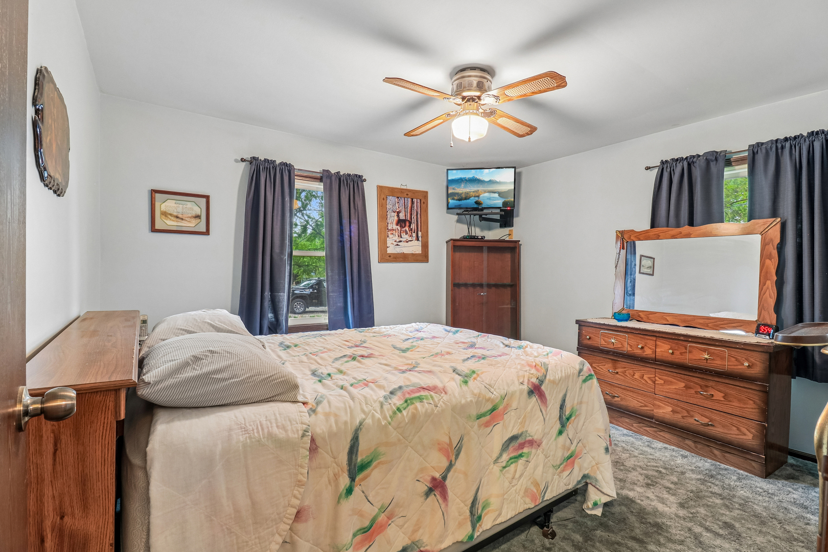 1512 Elm Avenue, Round Lake Beach, IL 60073