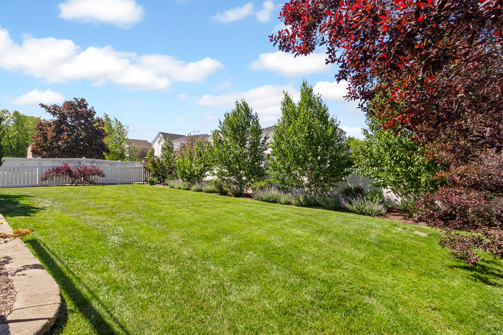 1716 Wintercrest Court, Shorewood, IL 60404