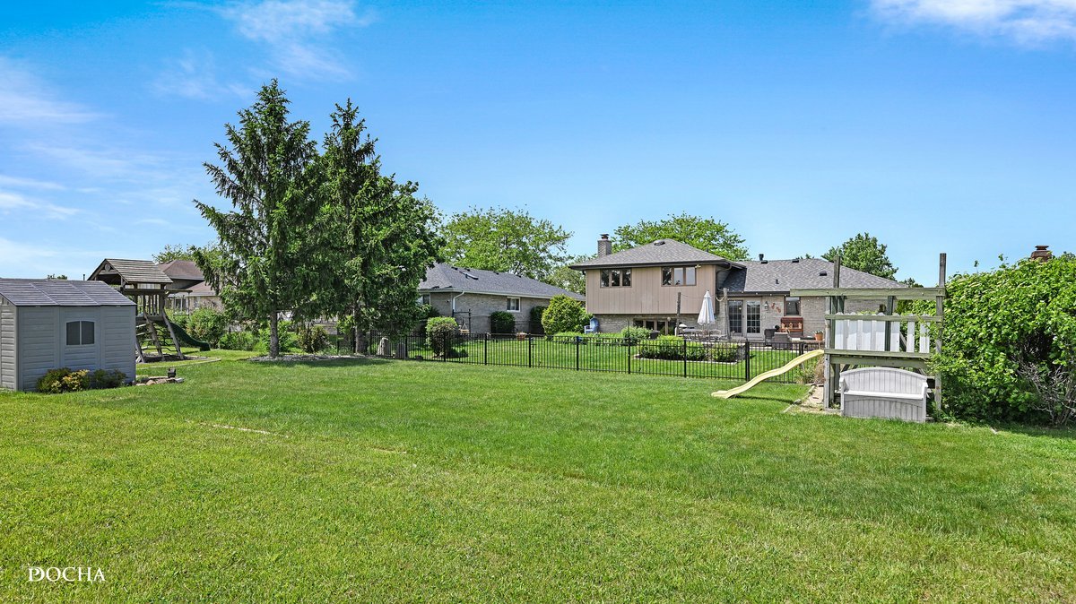 16149 Eagle Ridge Drive, Tinley Park, IL 60477