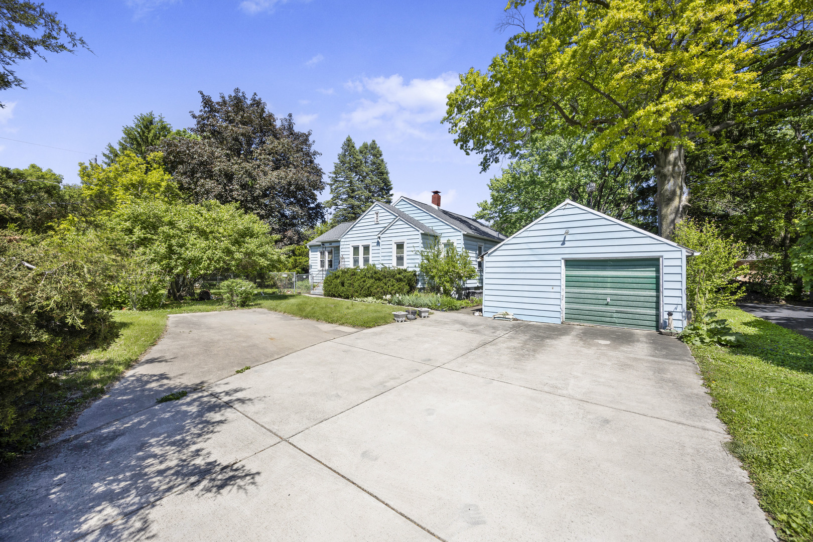 1968 Columbus Street, Ottawa, IL 61350