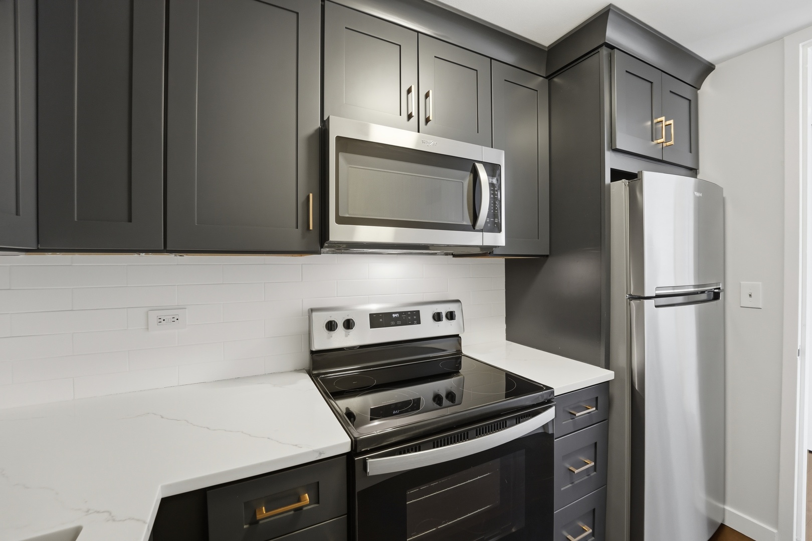 2626 N LAKEVIEW Avenue #3206, Chicago, IL 60614
