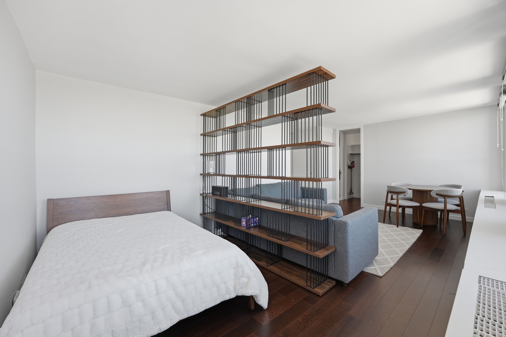 2626 N LAKEVIEW Avenue #3206, Chicago, IL 60614