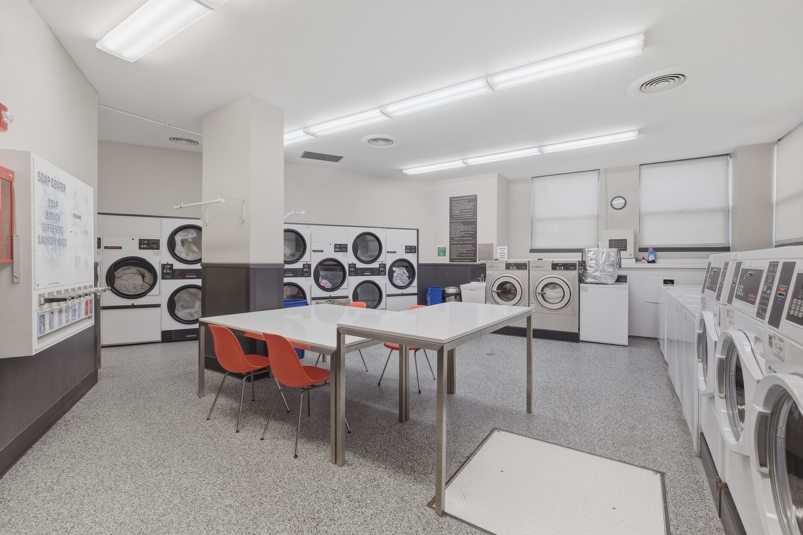 2626 N LAKEVIEW Avenue #3206, Chicago, IL 60614
