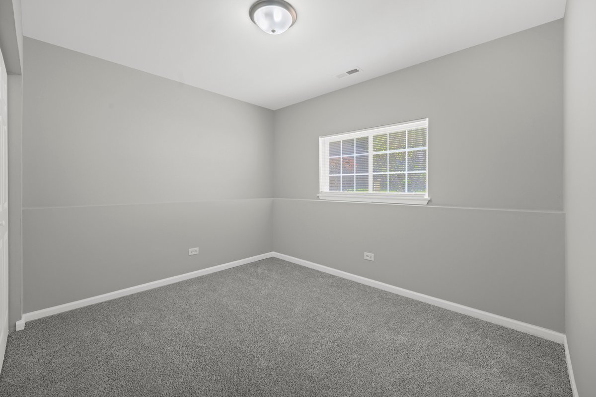 34841 N Oakside Avenue, Ingleside, IL 60041