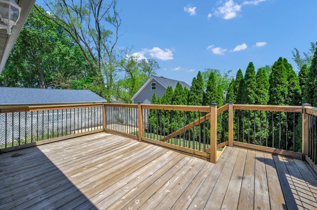 34841 N Oakside Avenue, Ingleside, IL 60041