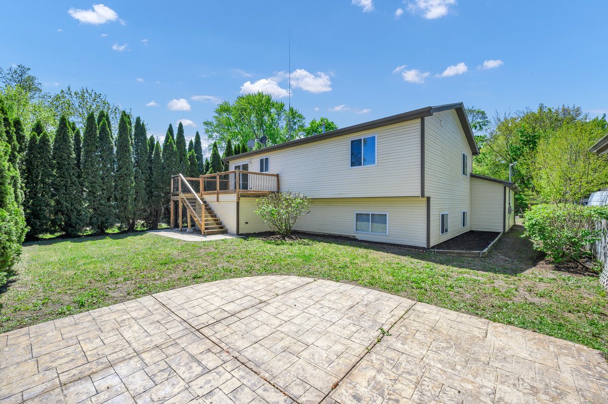 34841 N Oakside Avenue, Ingleside, IL 60041