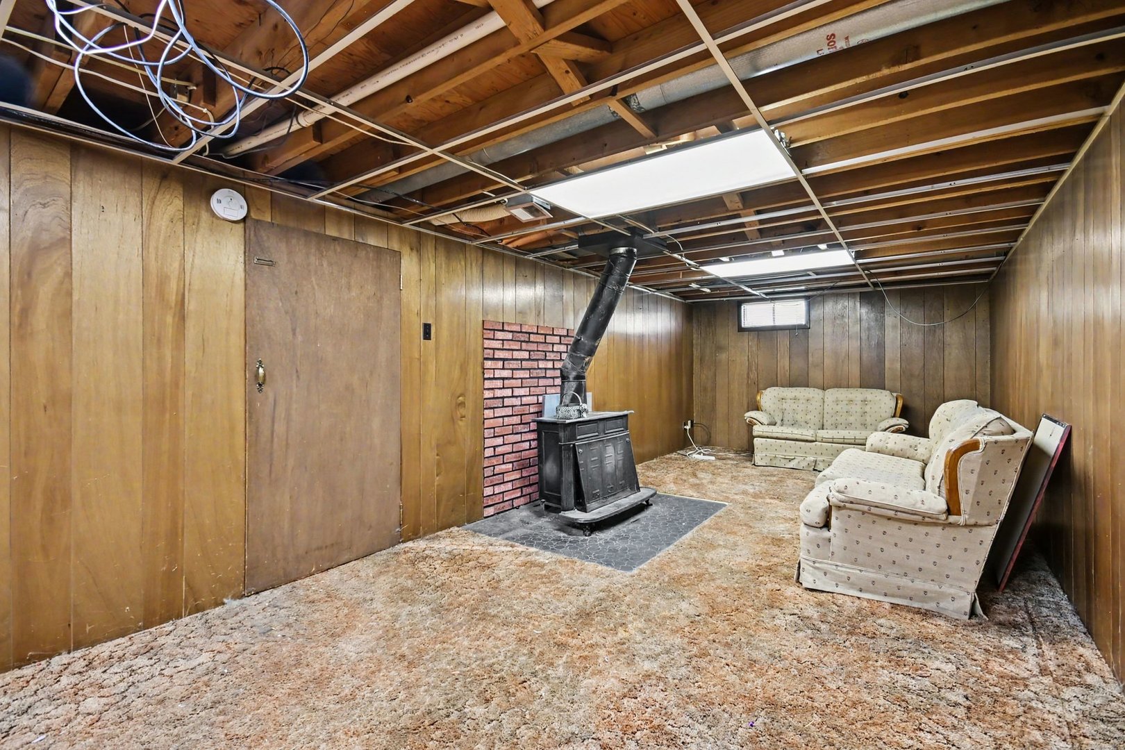 331 E Dresser Road, DeKalb, IL 60115