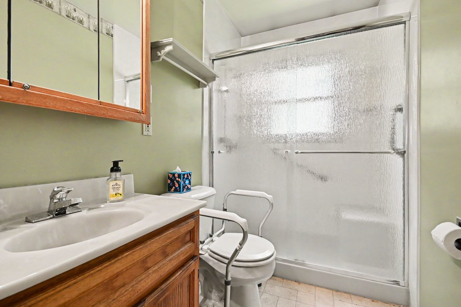 331 E Dresser Road, DeKalb, IL 60115