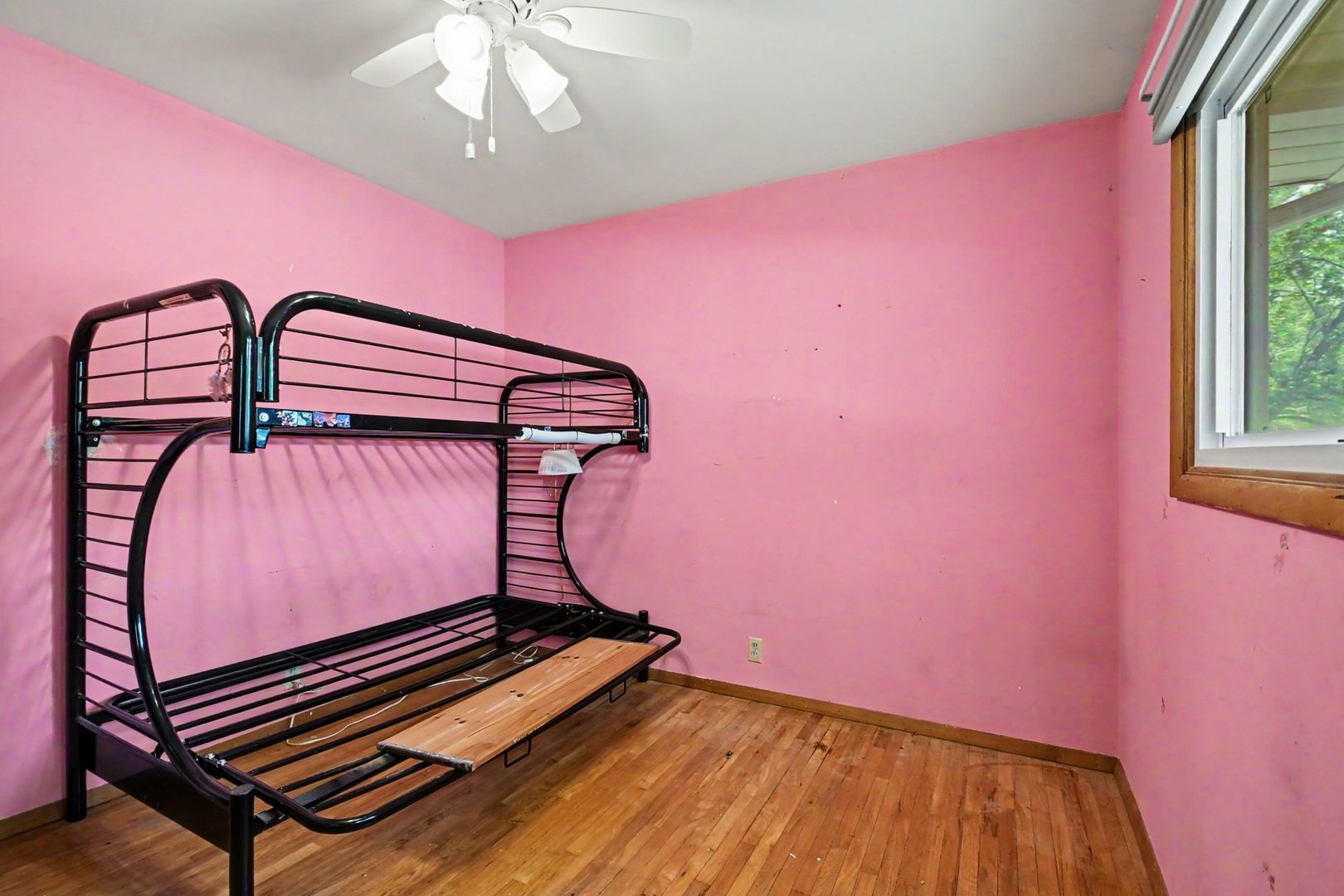 331 E Dresser Road, DeKalb, IL 60115