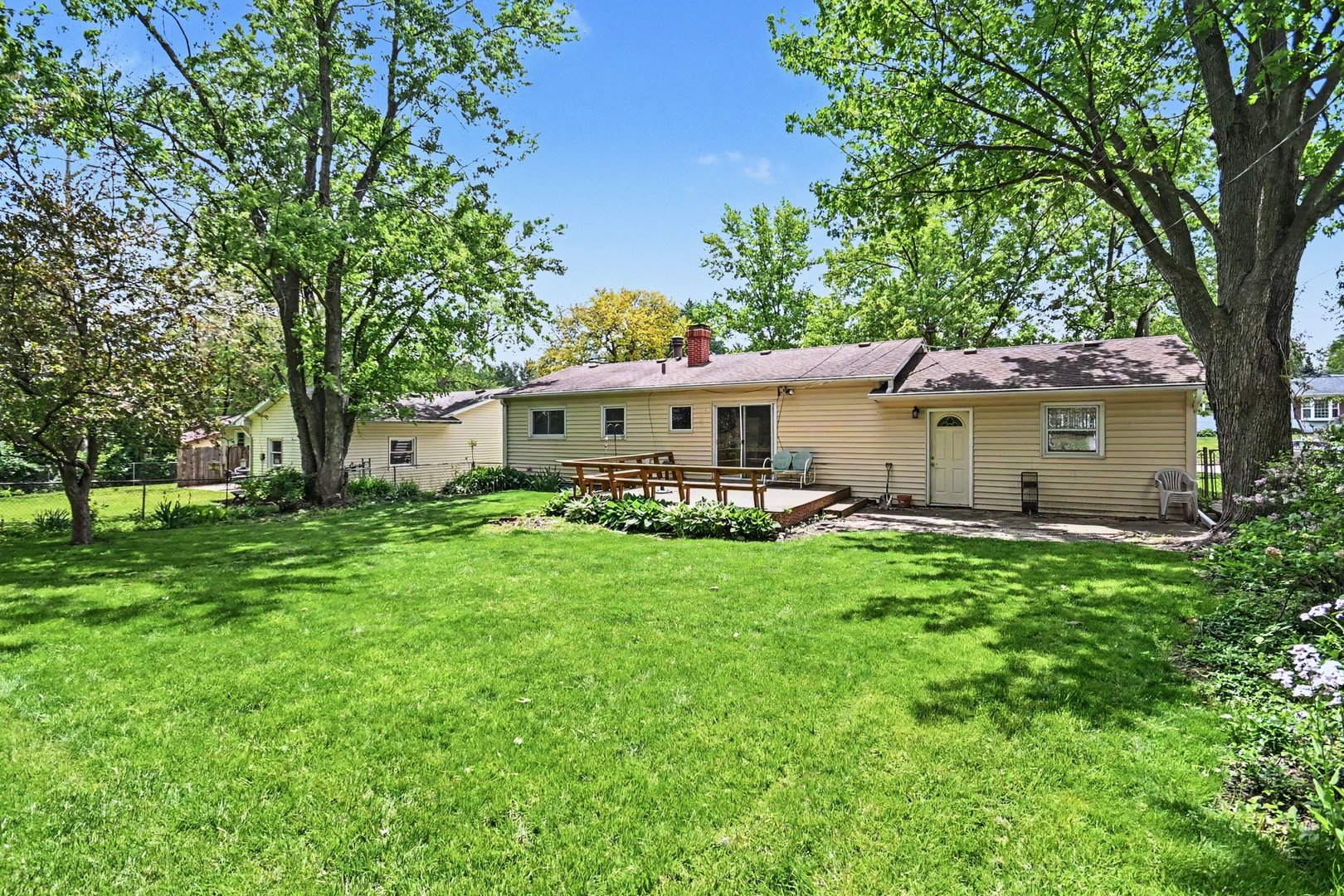 331 E Dresser Road, DeKalb, IL 60115