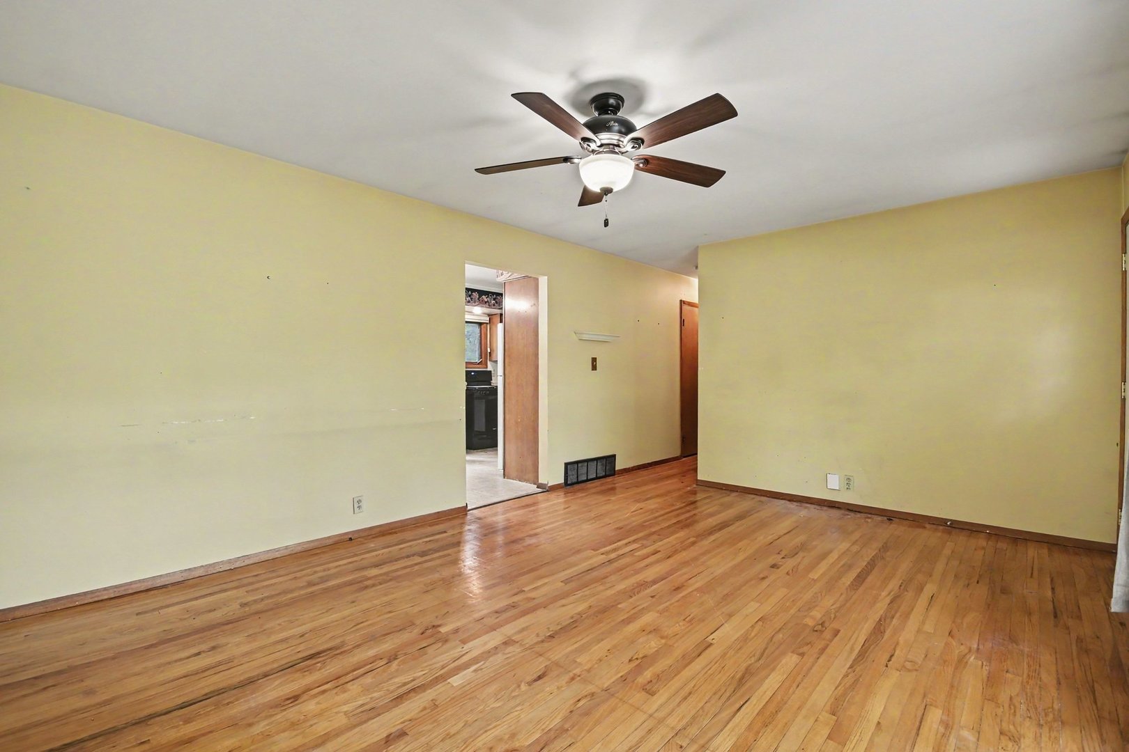 331 E Dresser Road, DeKalb, IL 60115