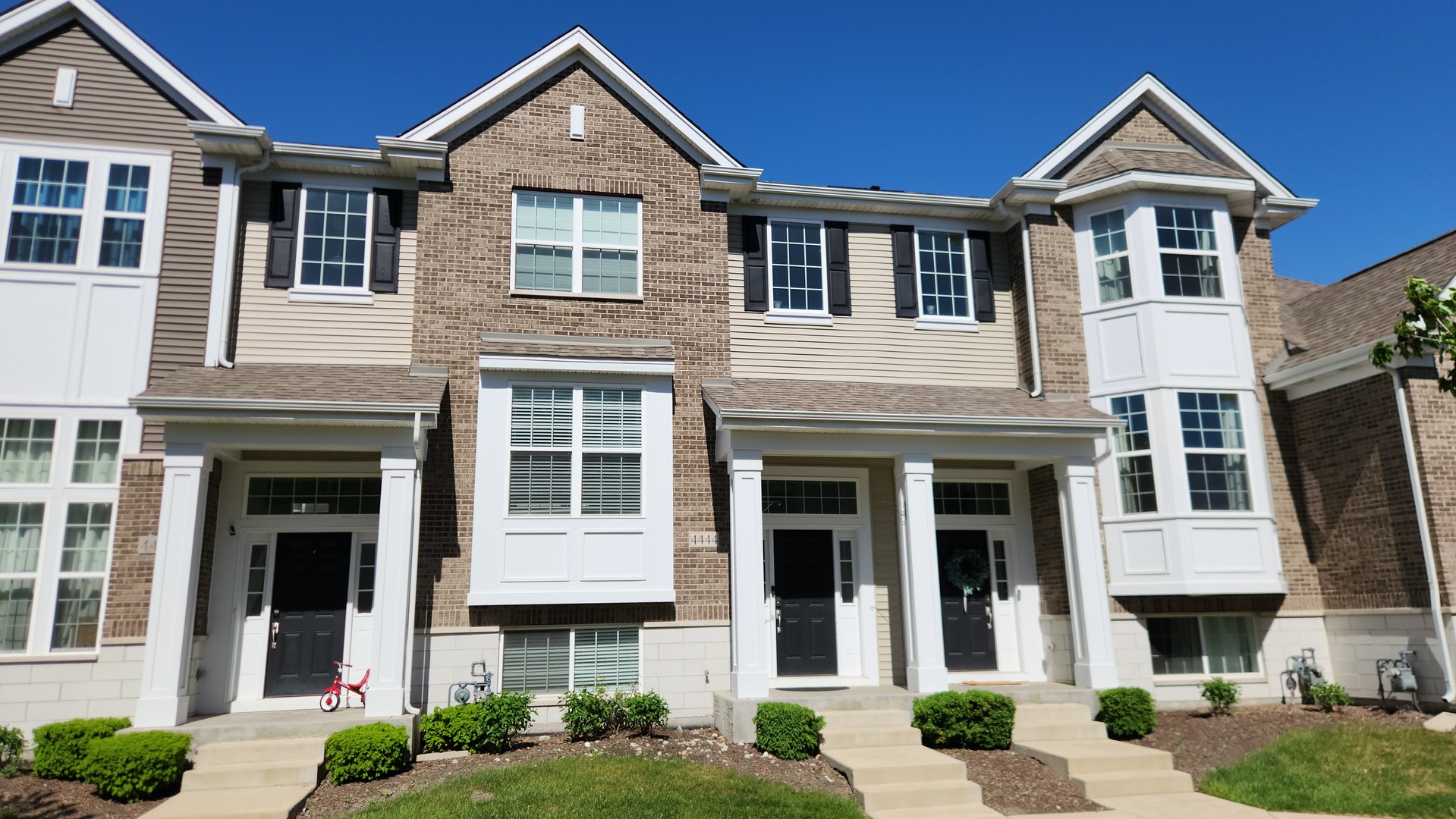4444 Monroe Court #4444, Naperville, IL 60564
