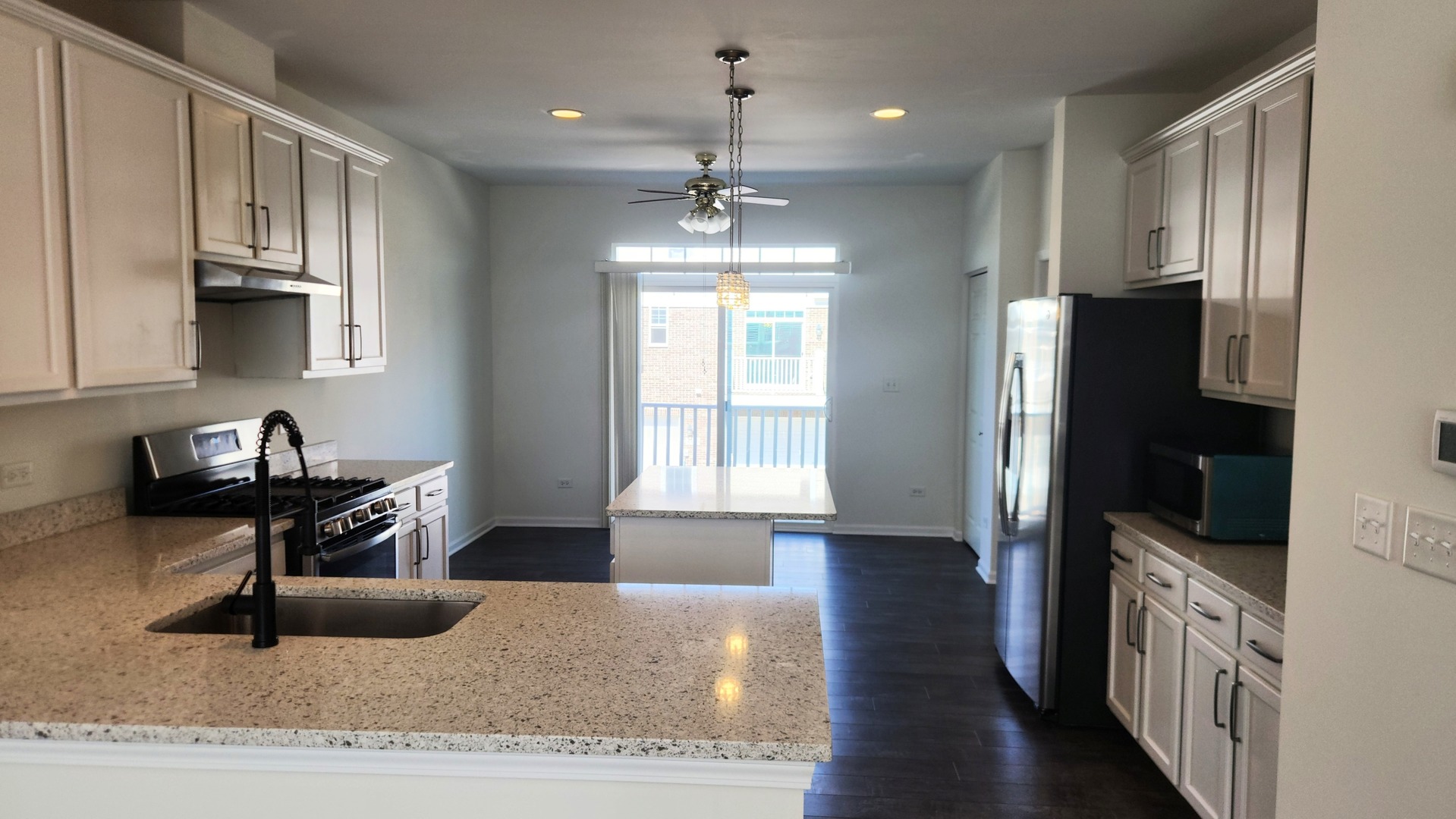 4444 Monroe Court #4444, Naperville, IL 60564
