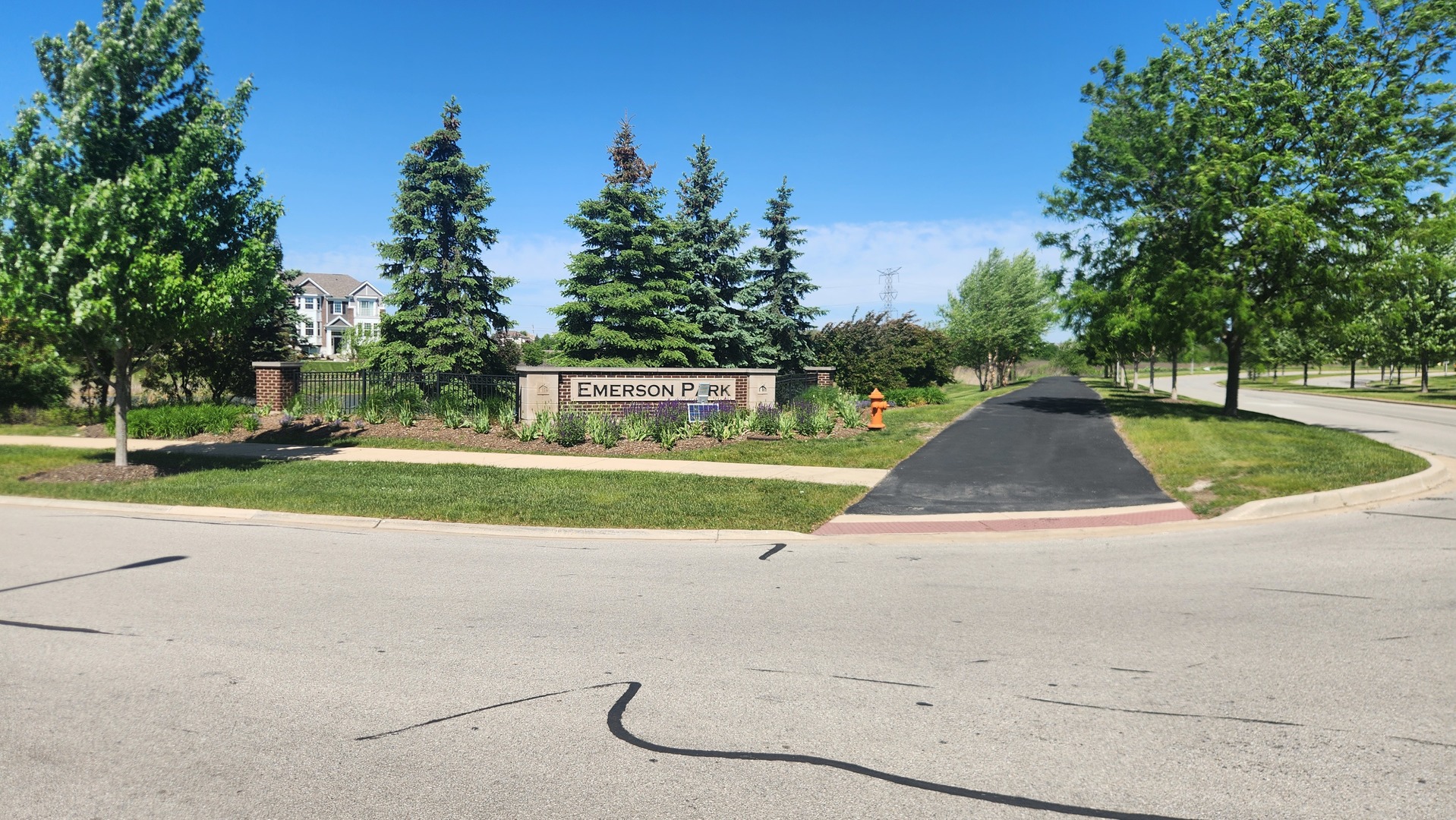4444 Monroe Court #4444, Naperville, IL 60564