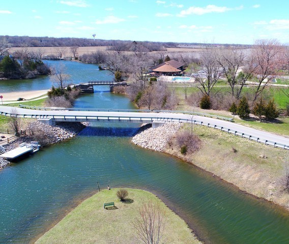 143 Fossil Lake Court, Wilmington, IL 60481
