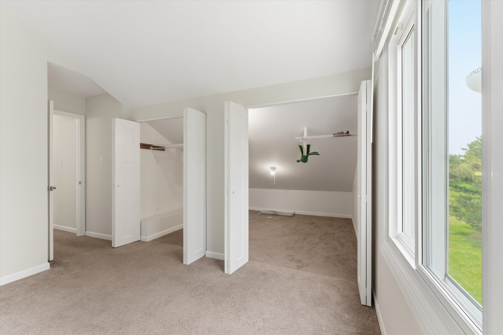 15826 Farm Hill Drive, Orland Park, IL 60462