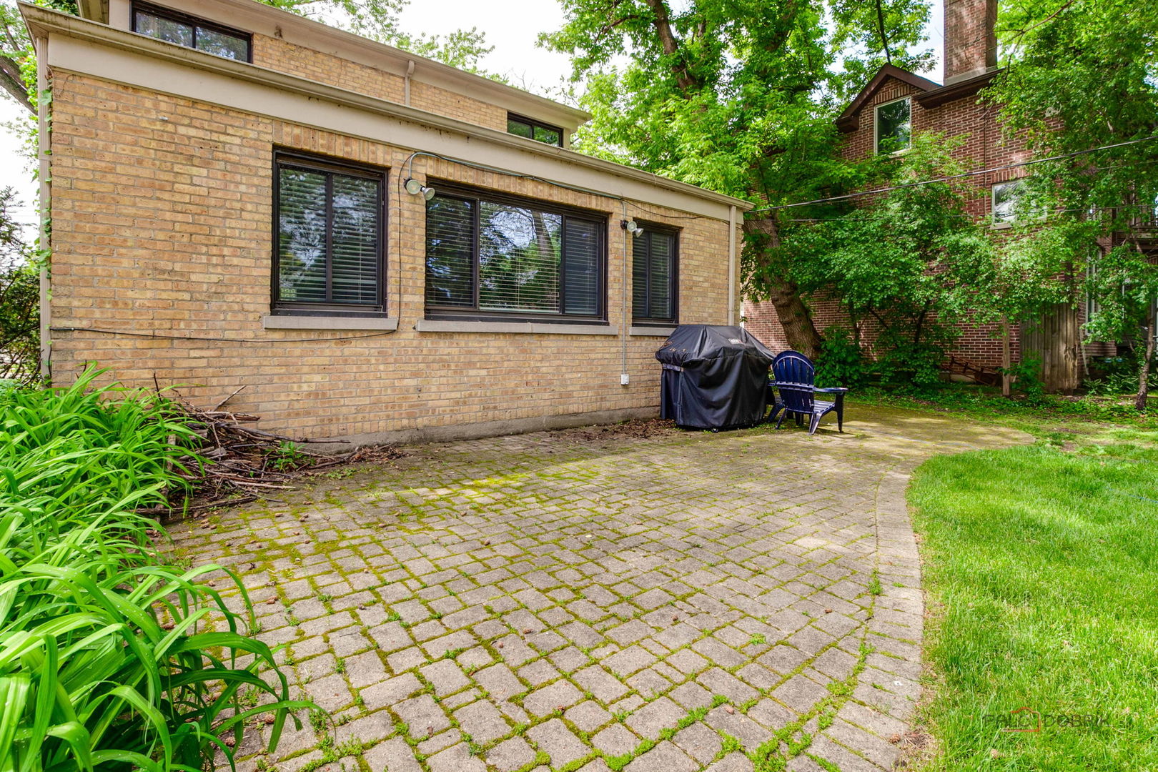 1741 Beverly Place, Highland Park, IL 60035