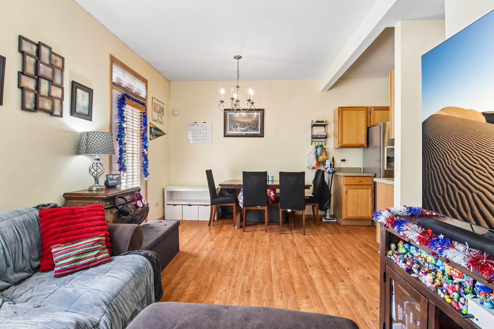 2726 Kendall Crossing, McHenry, IL 60051