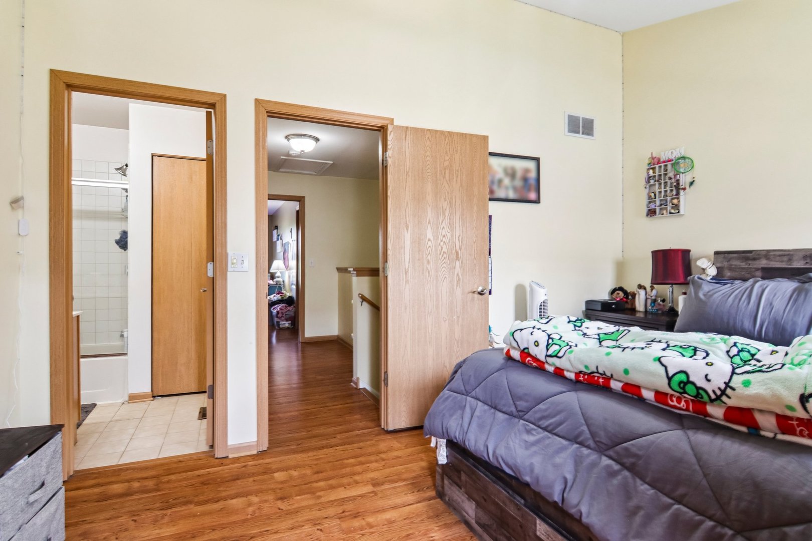 2726 Kendall Crossing, McHenry, IL 60051