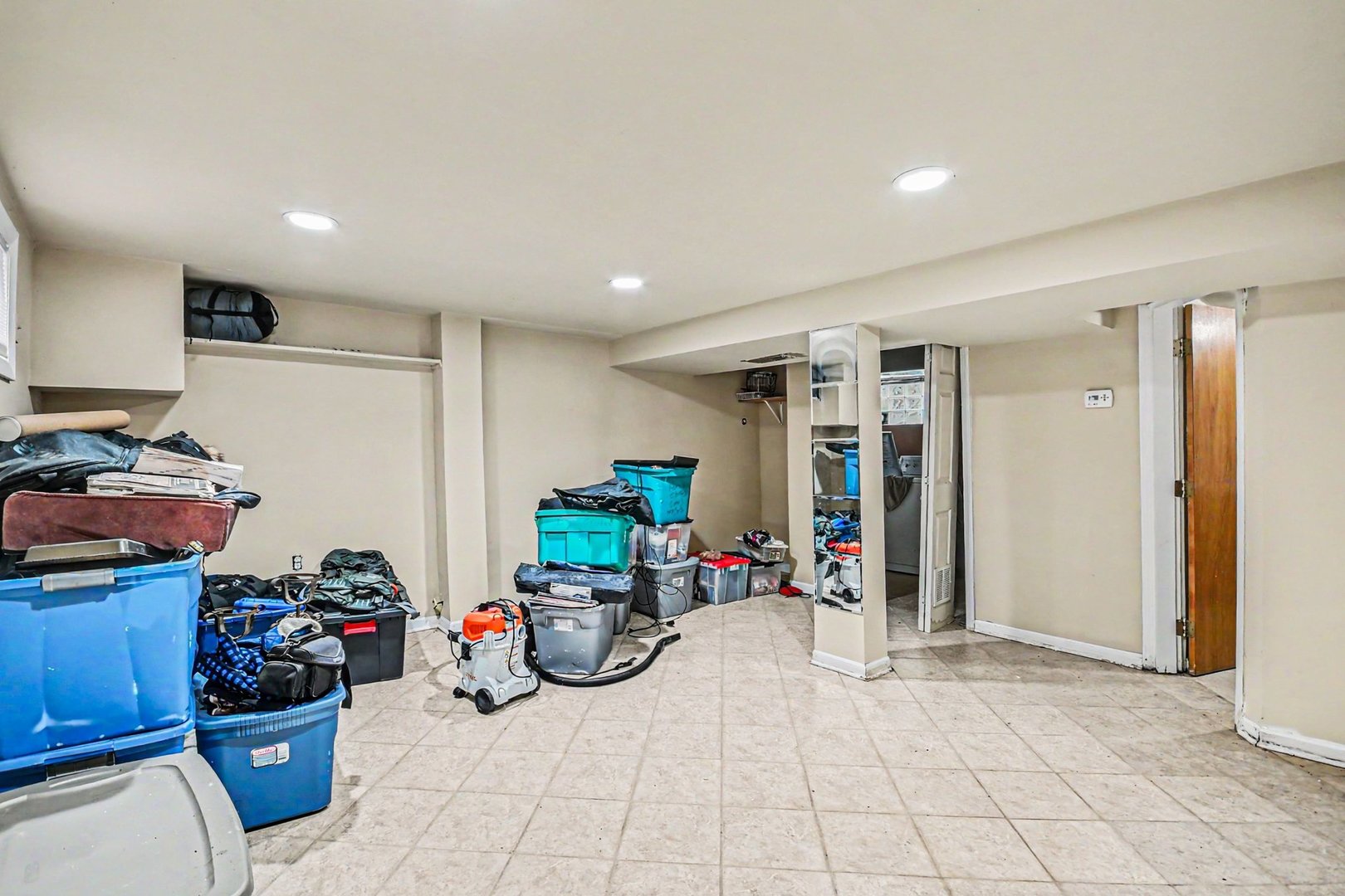 4440 N La Crosse Avenue, Chicago, IL 60630