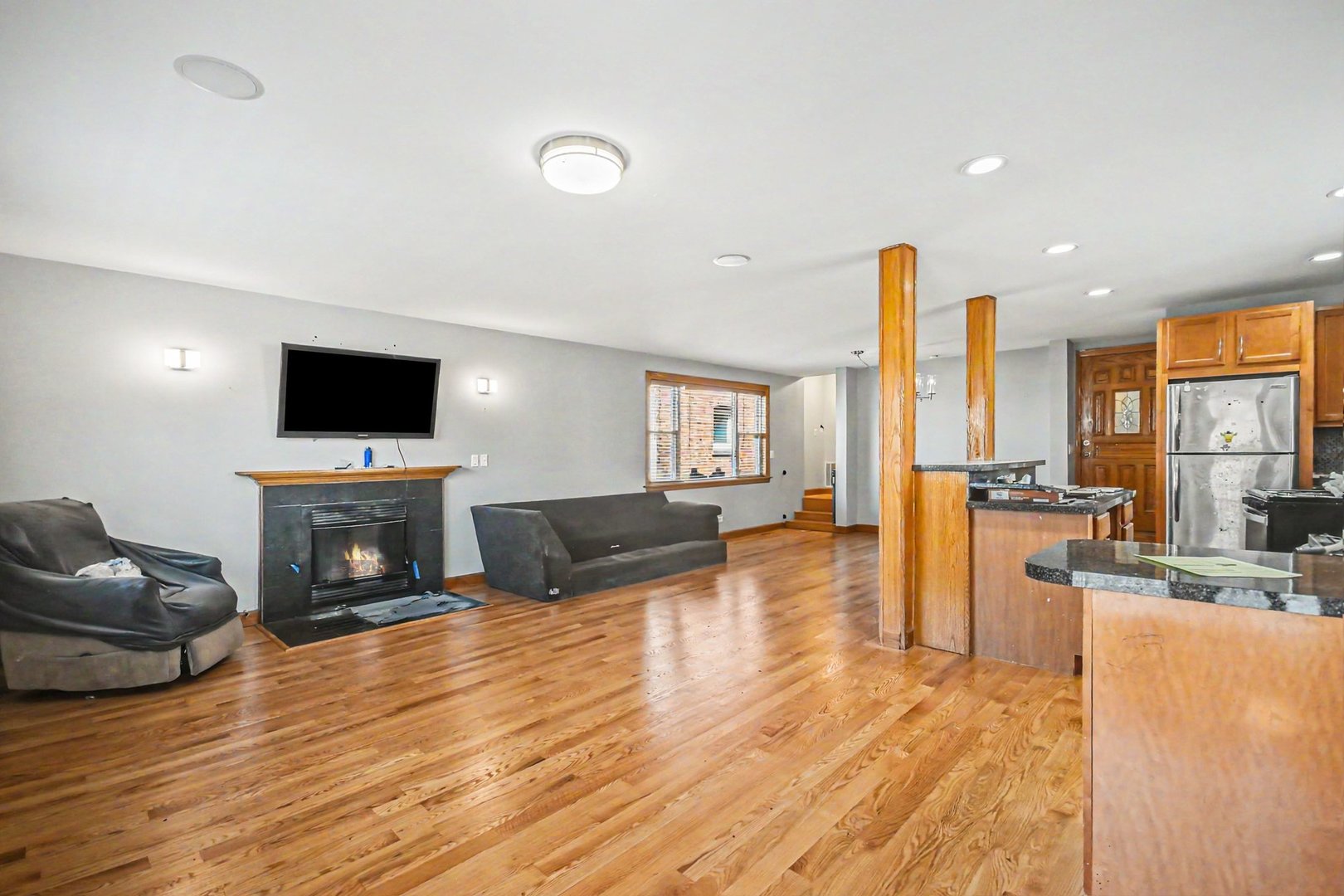 4440 N La Crosse Avenue, Chicago, IL 60630