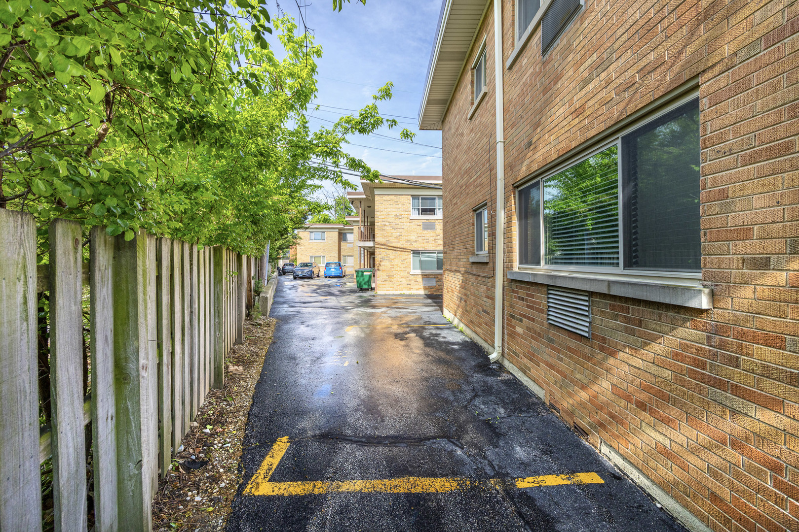 16 N Garfield Street #2H, Lombard, IL 60148