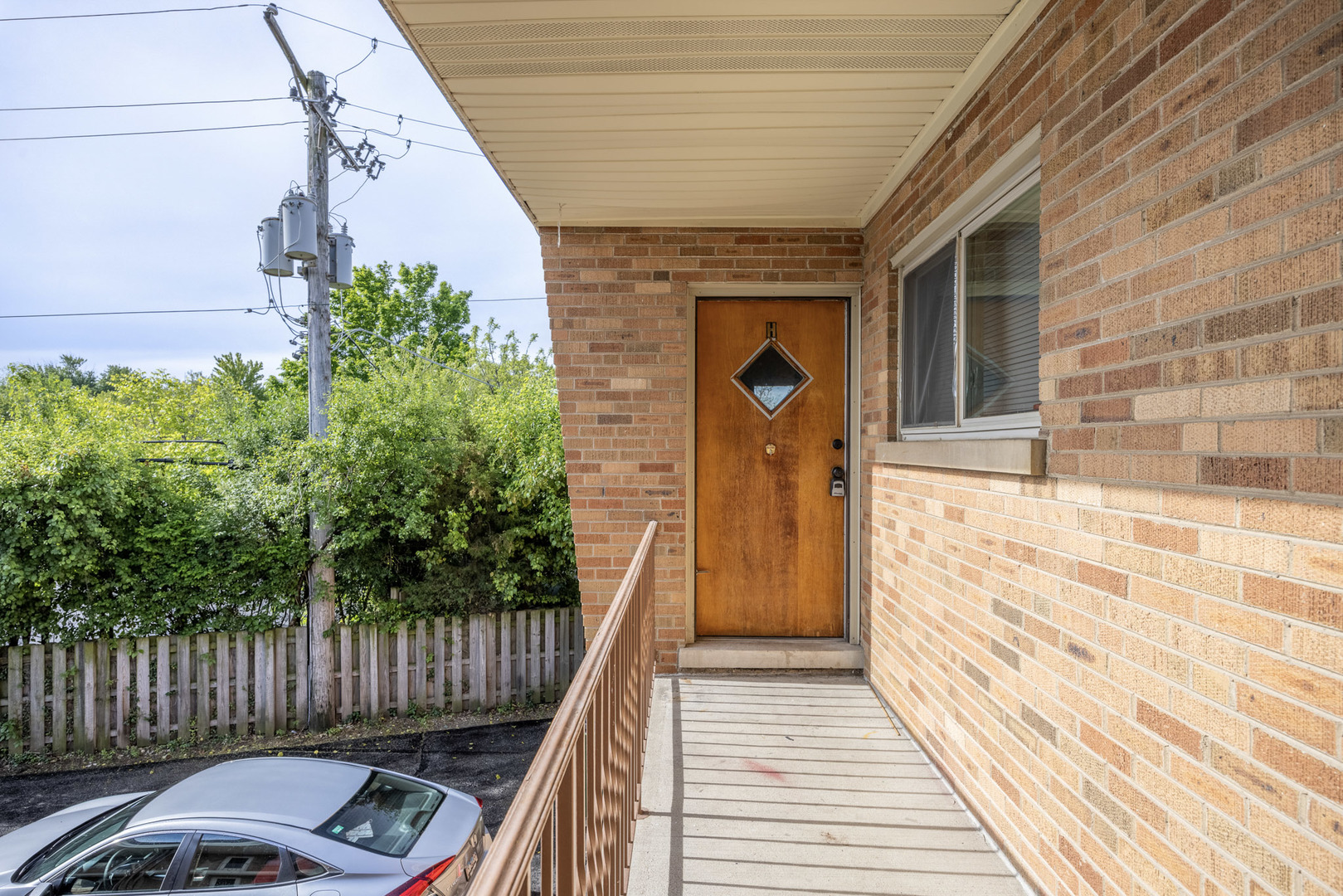 16 N Garfield Street #2H, Lombard, IL 60148