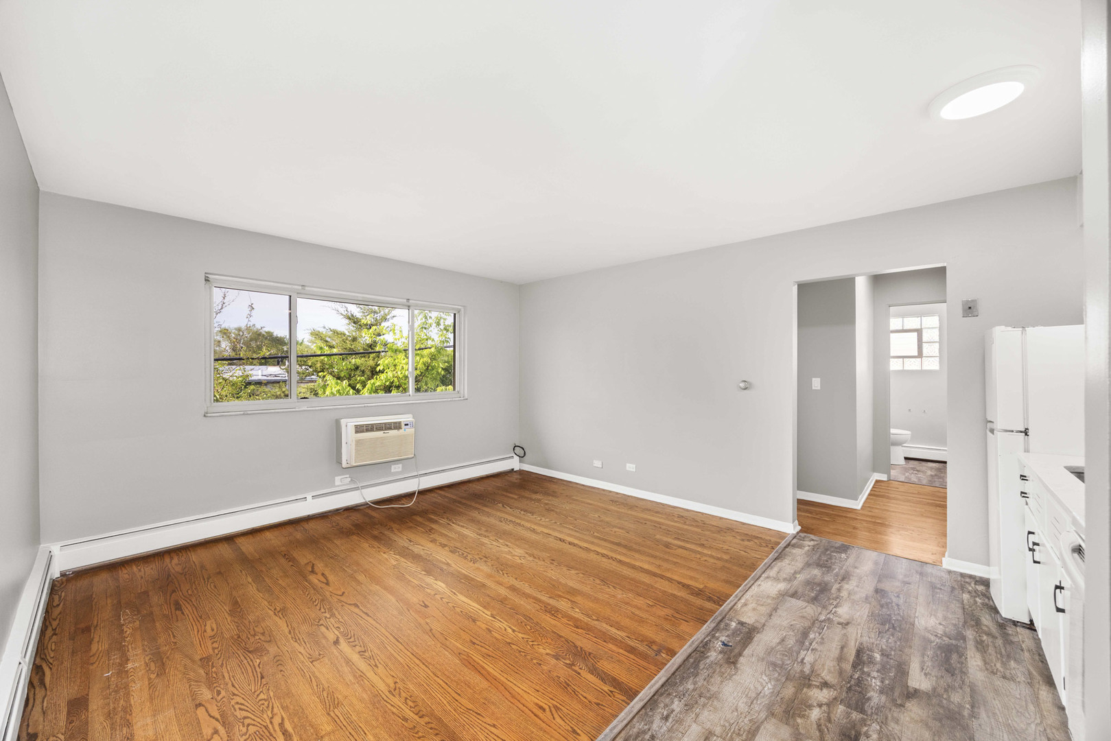 16 N Garfield Street #2H, Lombard, IL 60148
