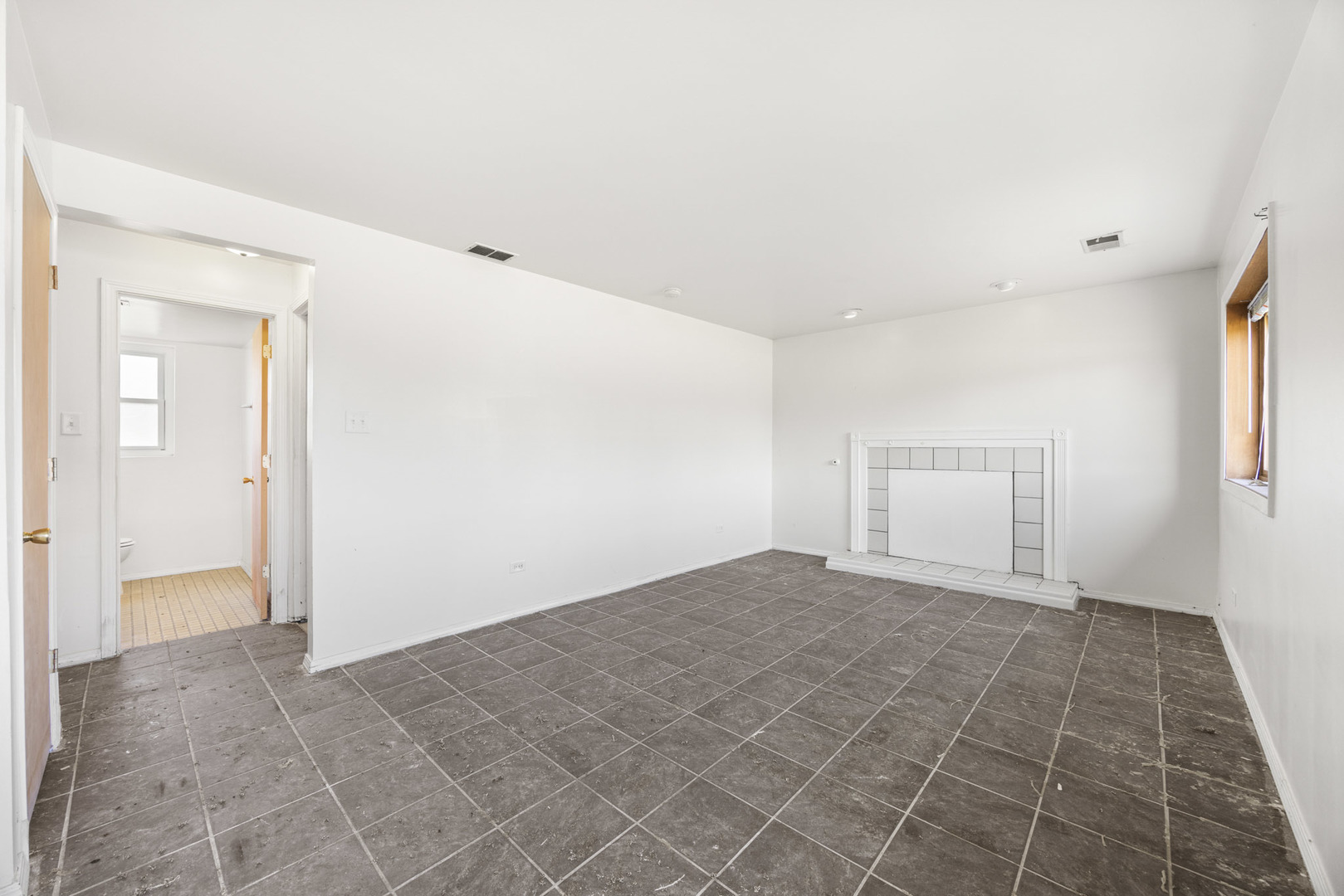 4024 W 172nd Place, Country Club Hills, IL 60478