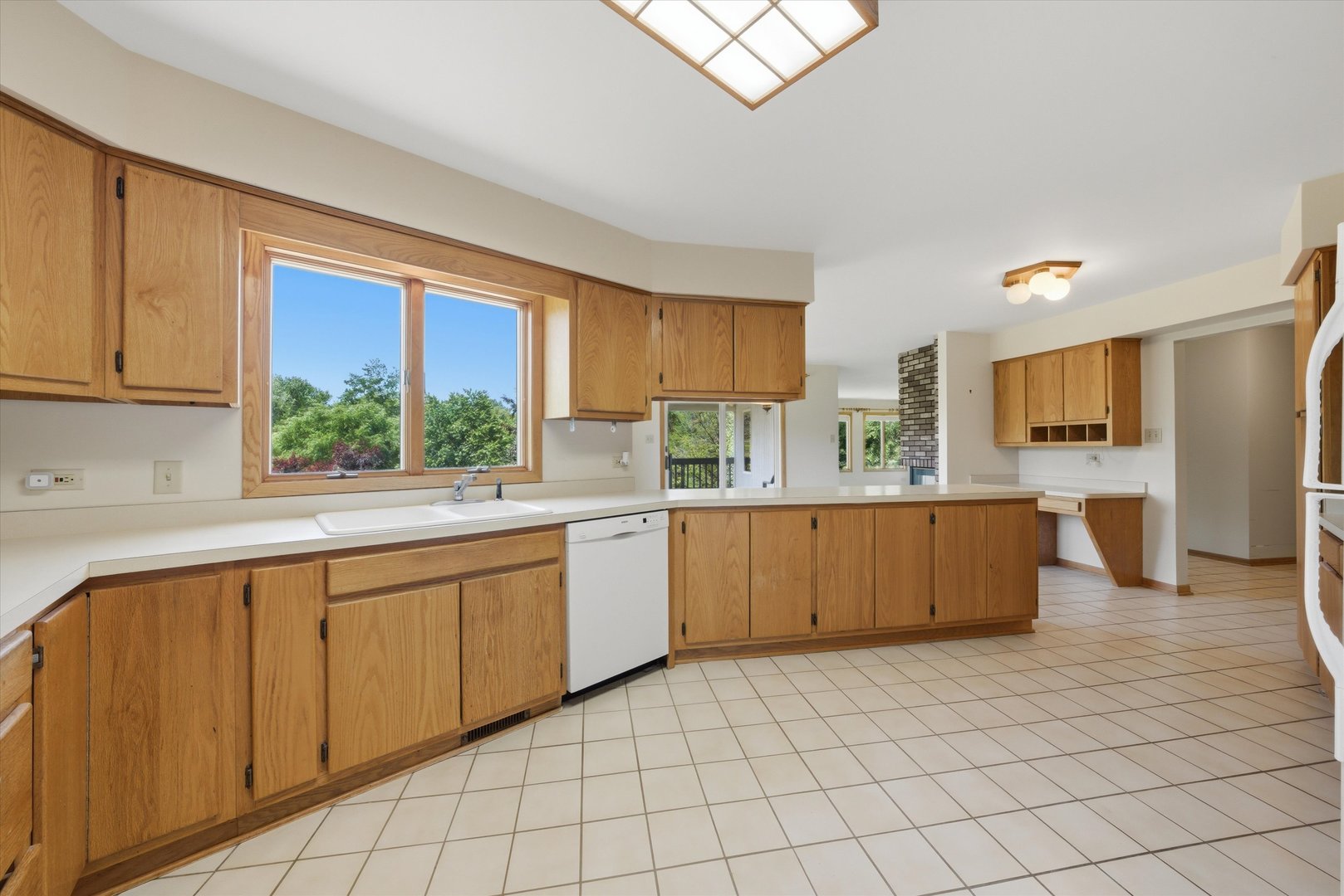24120 S Ashland Avenue, Crete, IL 60417